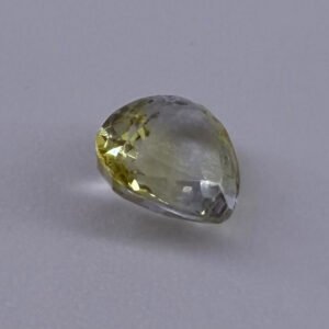 Yellow Clear Trilliant Cut 1.45 Carats Natural Sapphire