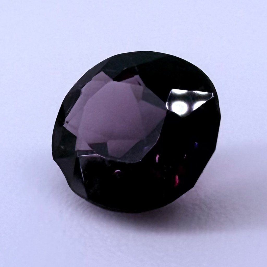 Wine Oval Cut 3 Carats Natural Spinel - Image 2