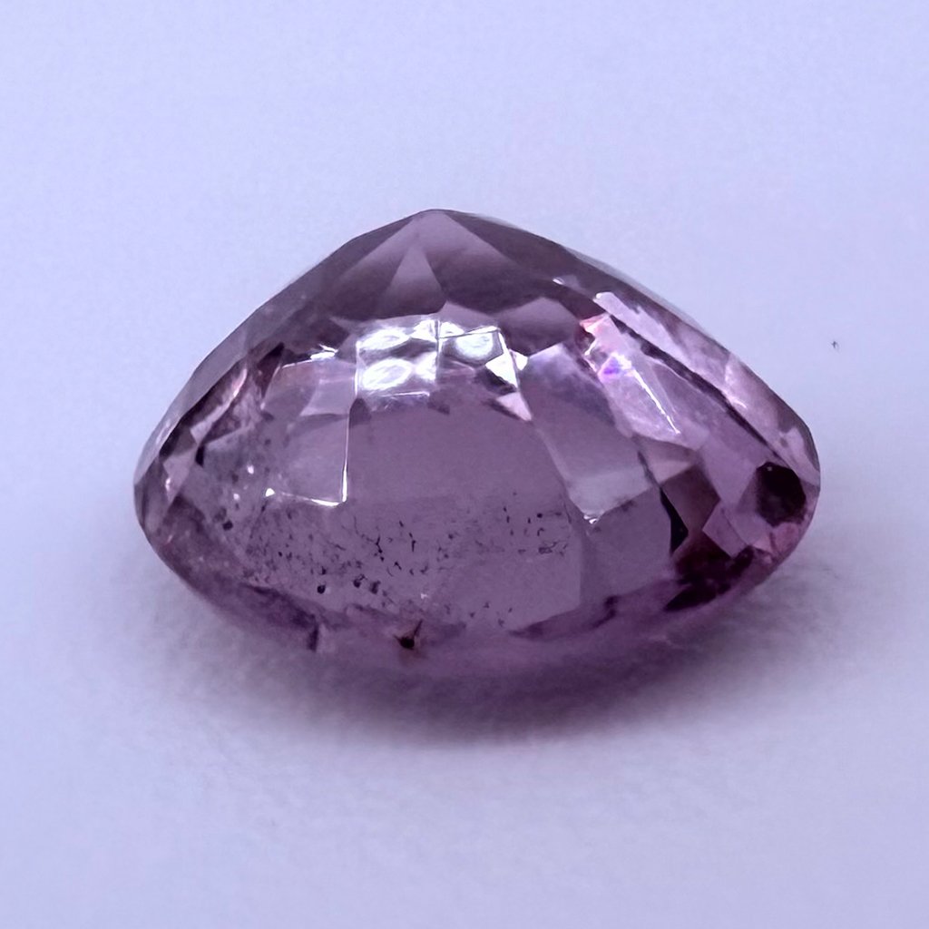 Crepe Oval Cut 1.7 Carats Natural Spinel - Image 7